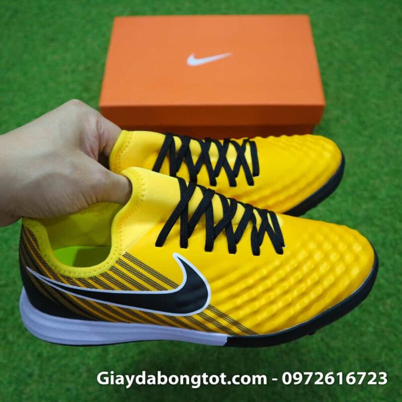 Giày cho chân bè Nike Magista X TF vàng đen Quang Hải (6)