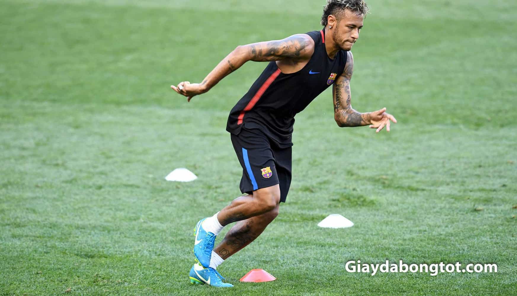 Cac mau giay da bong Nike dep nhat cua Neymar (5)