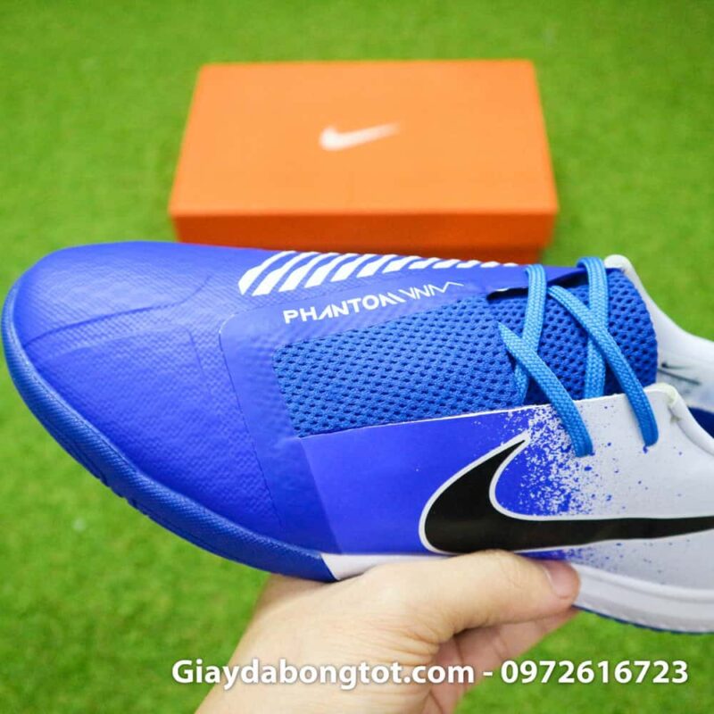 Giay da bong Nike Phantom VNM TF xanh duong trang (1)