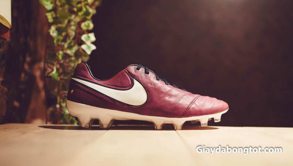 Giay da bong Nike Tiempo Legend VI thua rieng cho Pirlo (7)