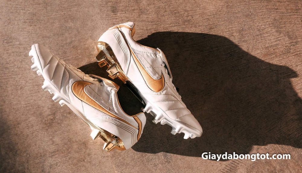 Giay da bong da that Nike Tiempo Legend VII R10 danh cho ronaldinho (3)