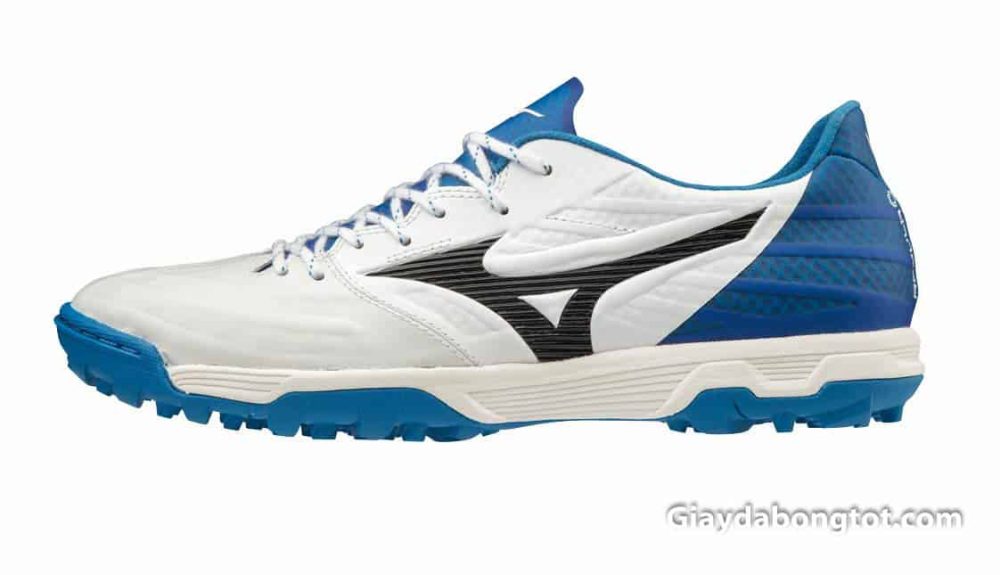 Giày sân cỏ nhân tạo Mizuno Rebula 3 da kangaroo có mức giá cao nhất trên thế giới