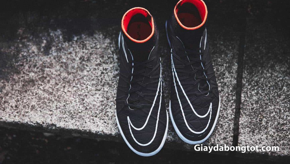 Dòng giày Nike HypervenomX đinh IC, TF hỗ trợ vừa đá bóng vừa đi chơi