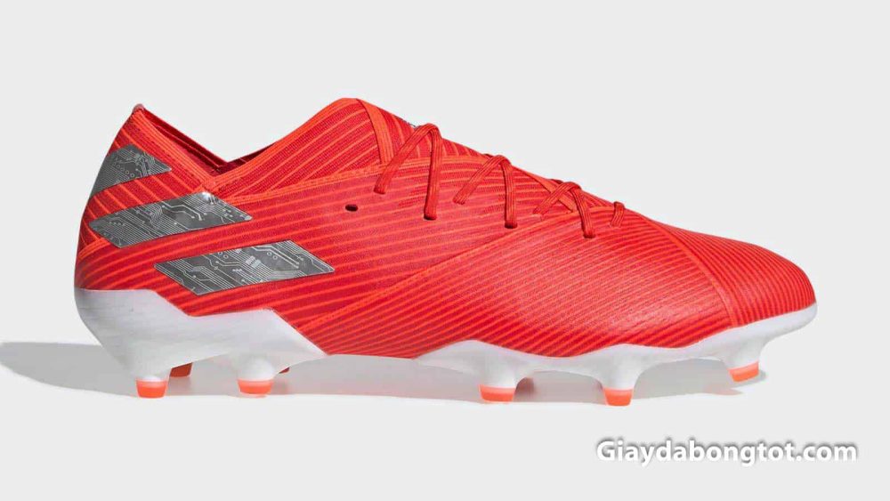 Phiên bản giày đá banh Adidas Nemeziz 19.1 được sử dụng bởi Lucas Vazquez