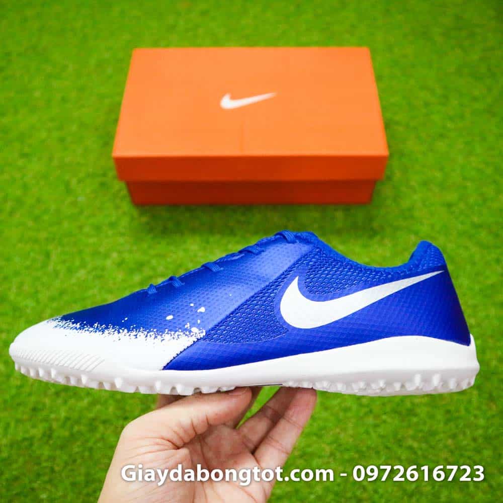 Giày Nike Phantom VSN TF xanh dương trắng có form giày thon gọn hỗ trợ sút bóng cực tốt