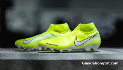 Giày đá bóng Nike Phantom Vision VSN màu vàng chanh trong bộ sưu tập New Lights