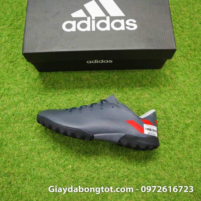 Giày đá bóng Adidas Nemeziz 19.3 TF đen mun với form giày thon gọn dễ làm quen