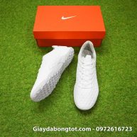 Giày sân cỏ nhân tạo Nike Tiempo X 8 Pro TF với thiết kế đế xốp êm chân và đinh giày bám sân