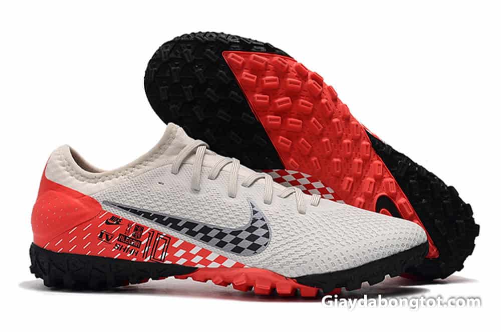 Giày đá bóng Nike fake với chất liệu da vải sợi dệt cực kỳ êm mềm, chất lượng