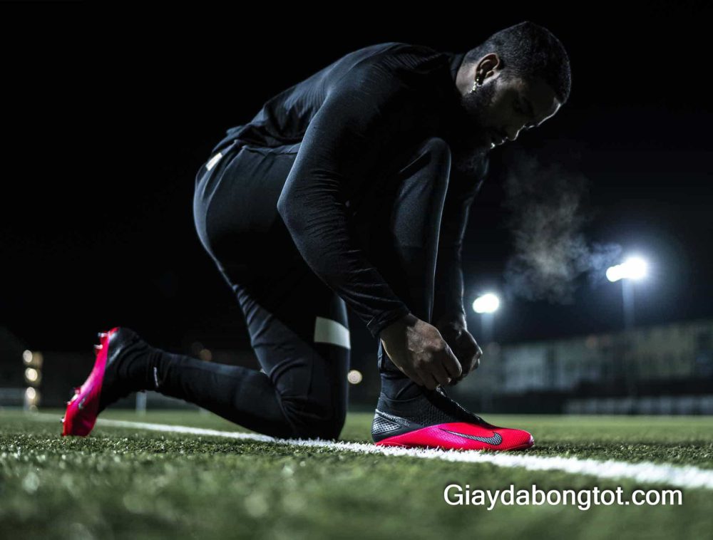 nike phantom vsn 2020