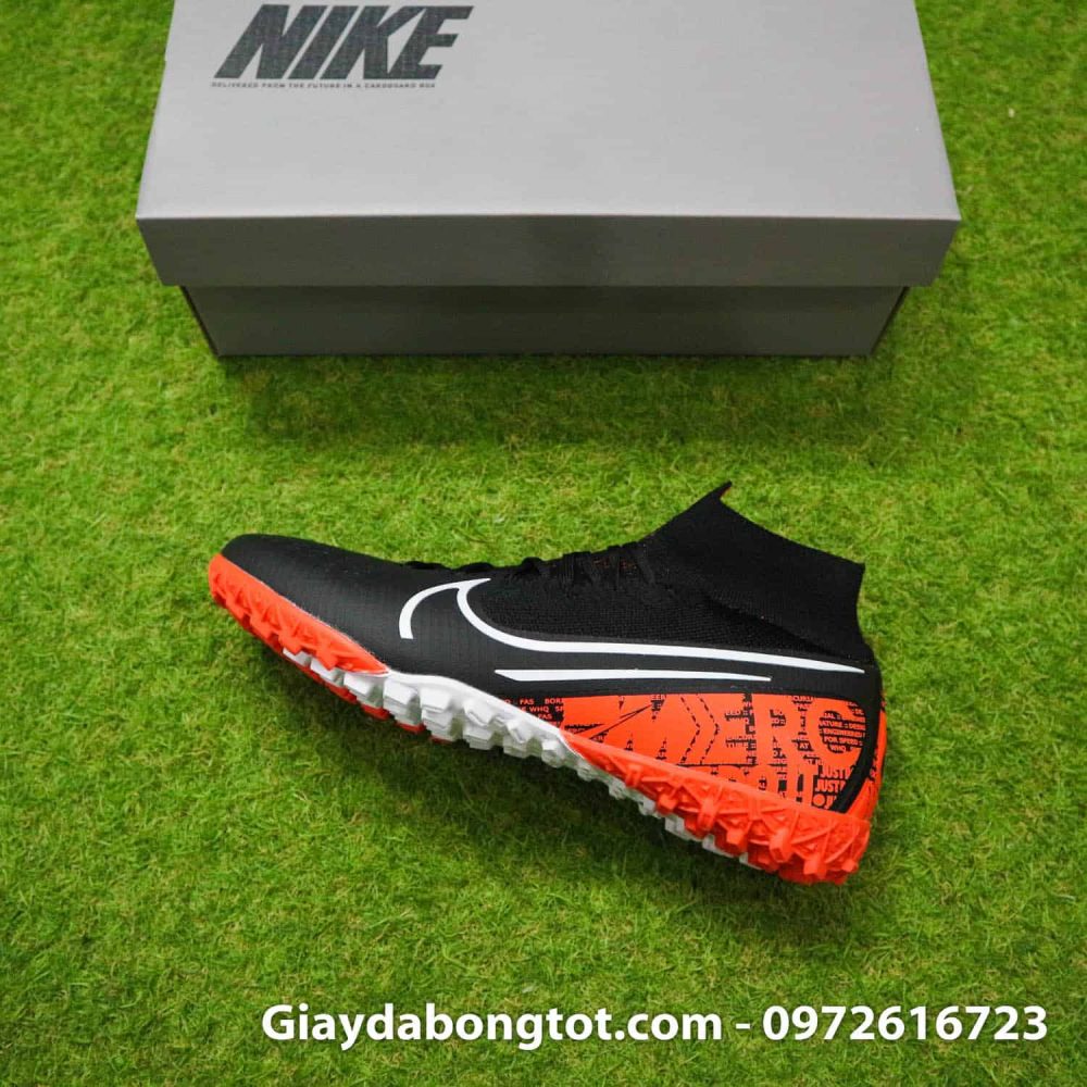 Giay da bong Nike co cao Mercurial Superfly 7 da vai den cam (12)