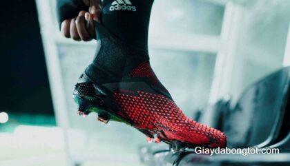 Giày đá bóng Adidas Predator 20+ được ra mắt với thiết kế hiện đại, đẹp mắt