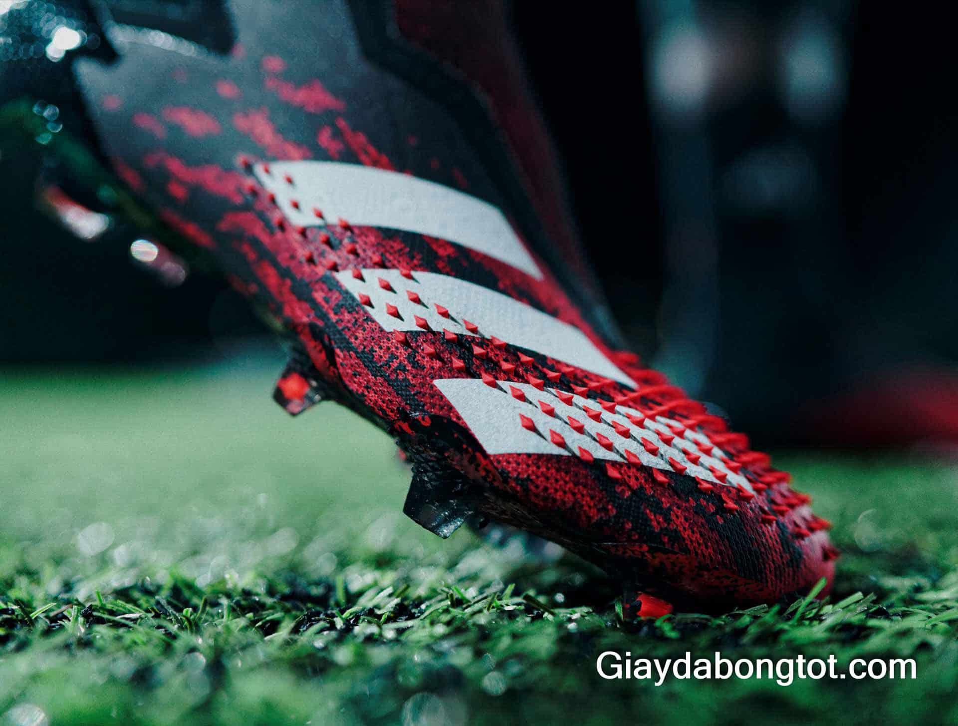Giày Adidas Predator 20+ được sản xuất bằng chất liệu vải sợi dệt cao cấp