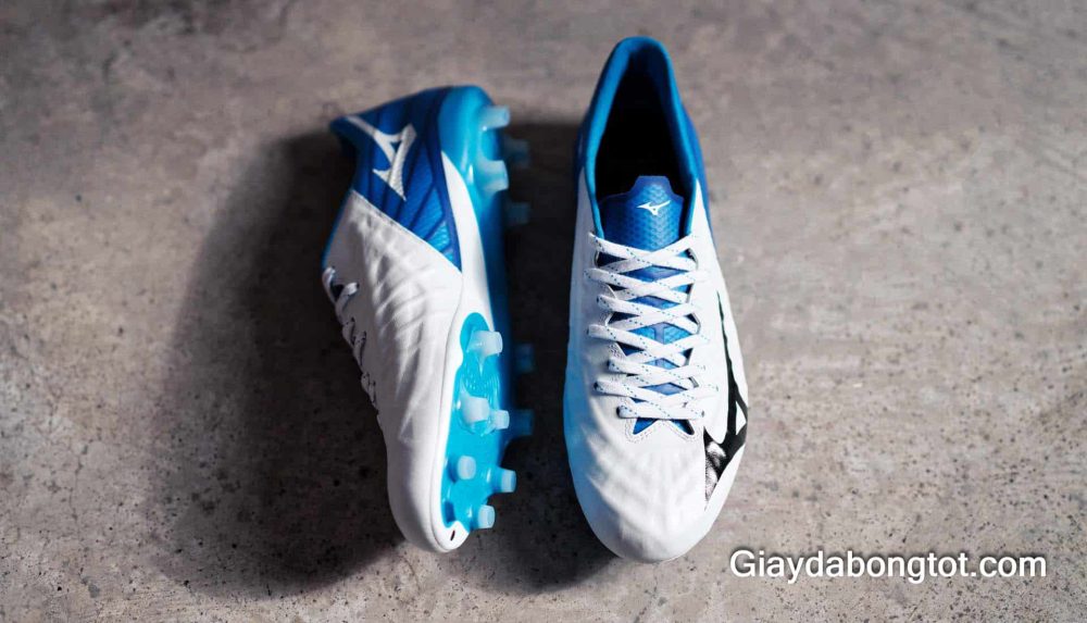 Dòng giày Mizuno Rebula 3 được các cầu thủ đội tuyển Việt Nam lựa chọn để thi đấu