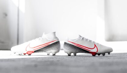 Nike ra mắt bộ sưu tập giày bóng đá mới có tên "Future Lab 2"