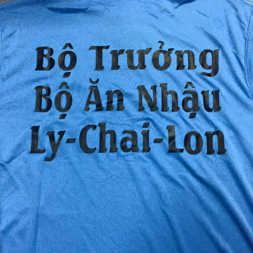 Dat ten ao bong da de thuong nhat (1)