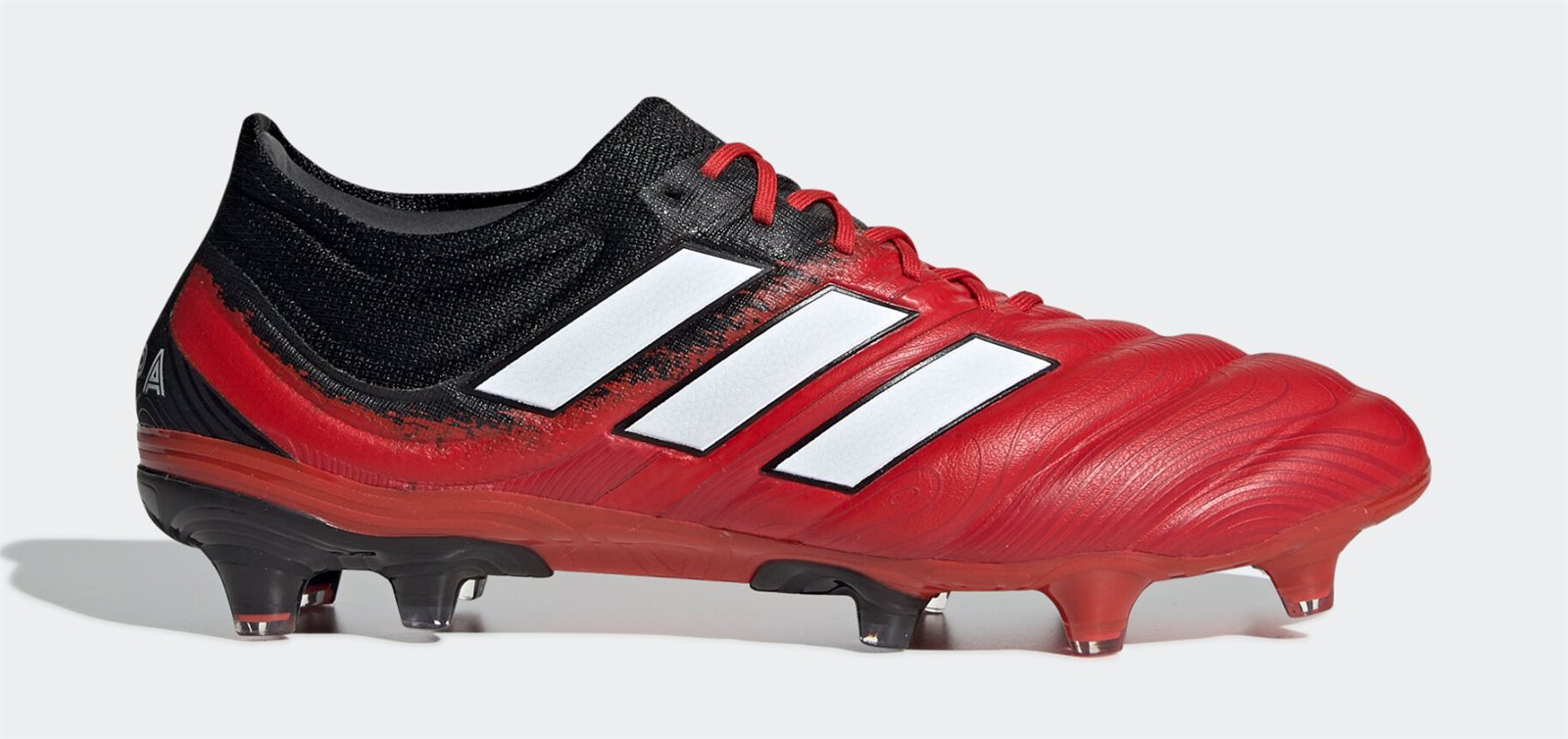 Adidas Copa là dòng giày bóng đá da thật được nhiều cầu thủ sử dụng