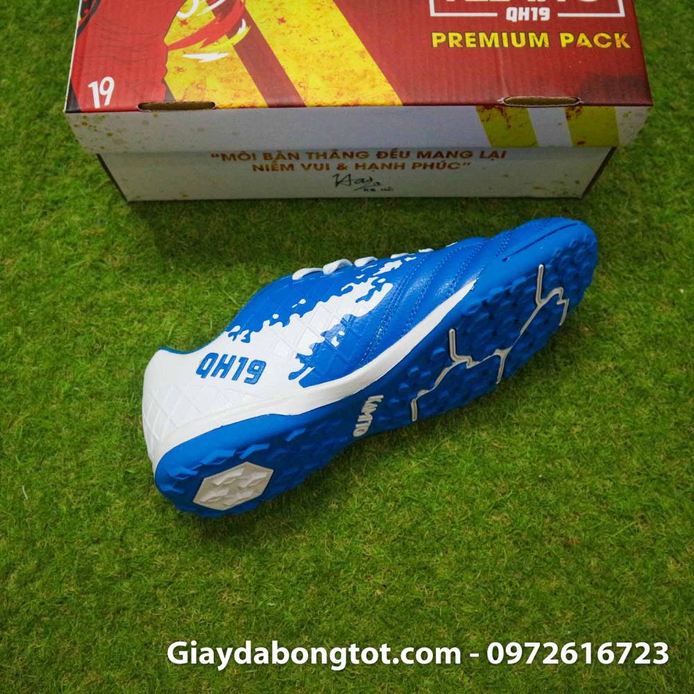 Giay bong da kamito qh19 xanh nhat trang cua quang hai (10)