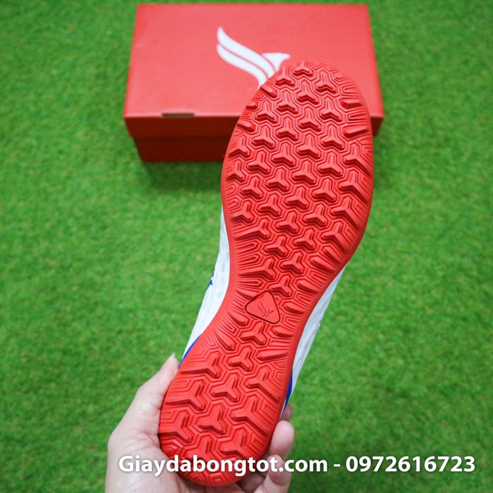 Giay da banh kamito cobra 2 trang do co cao (1)