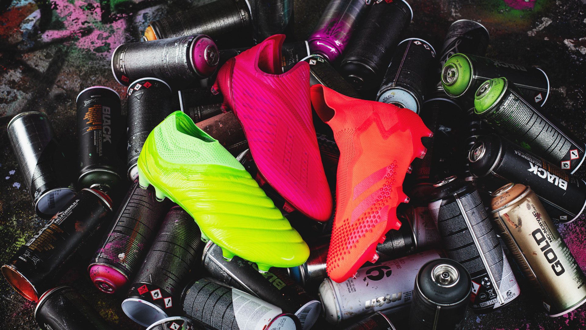 Adidas là hãng có nhiều đợt sale giảm giá các mẫu giày đá bóng của mình nhiều nhất
