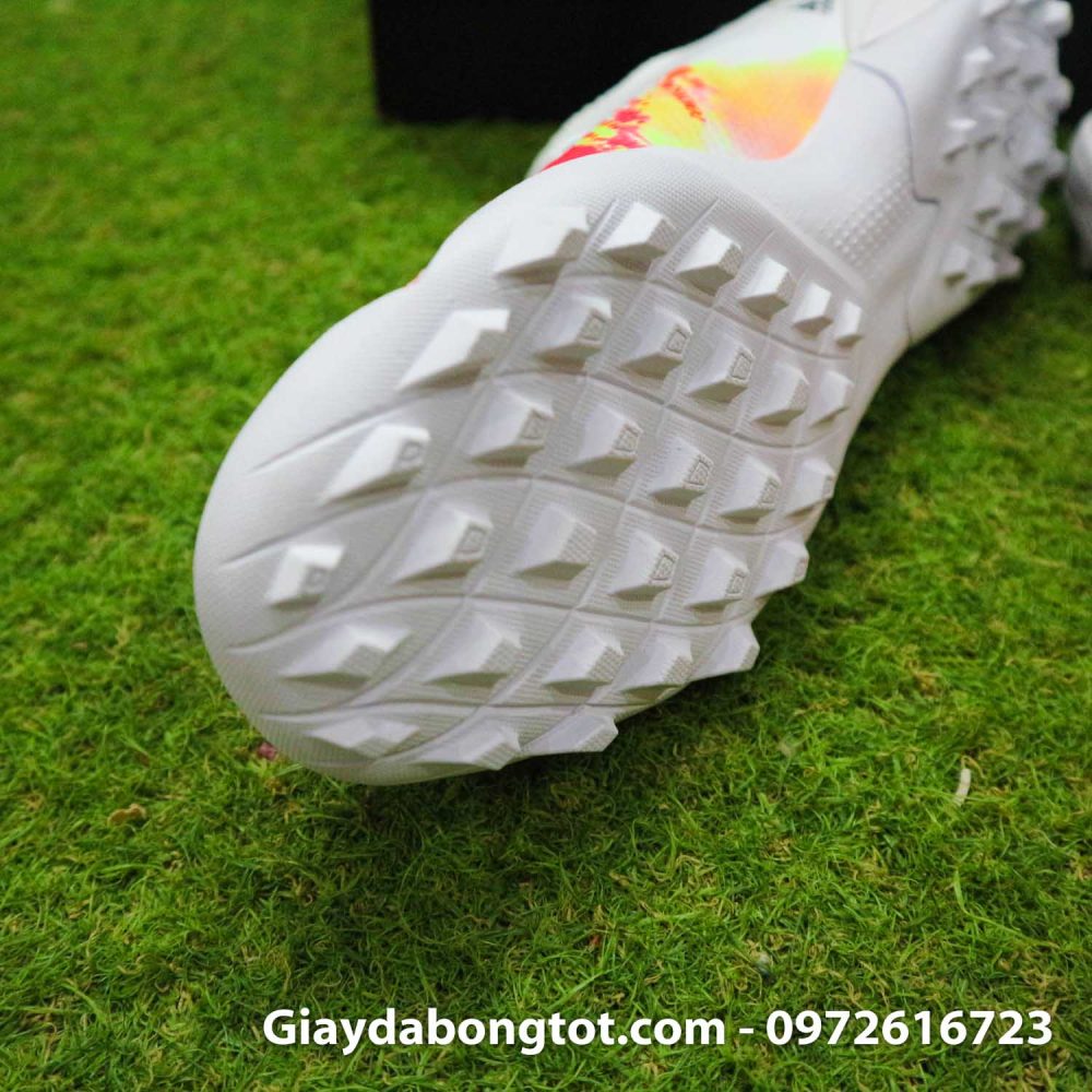 Giay adidas predator 20.3 tf trang cam vach den (6)