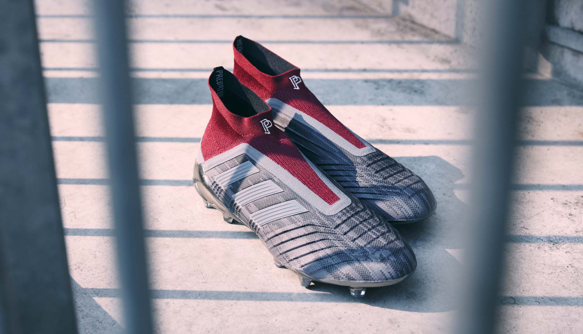 Adidas Predator 18+ FG Pogba Season 3 với gam màu bạc đỏ thẫm
