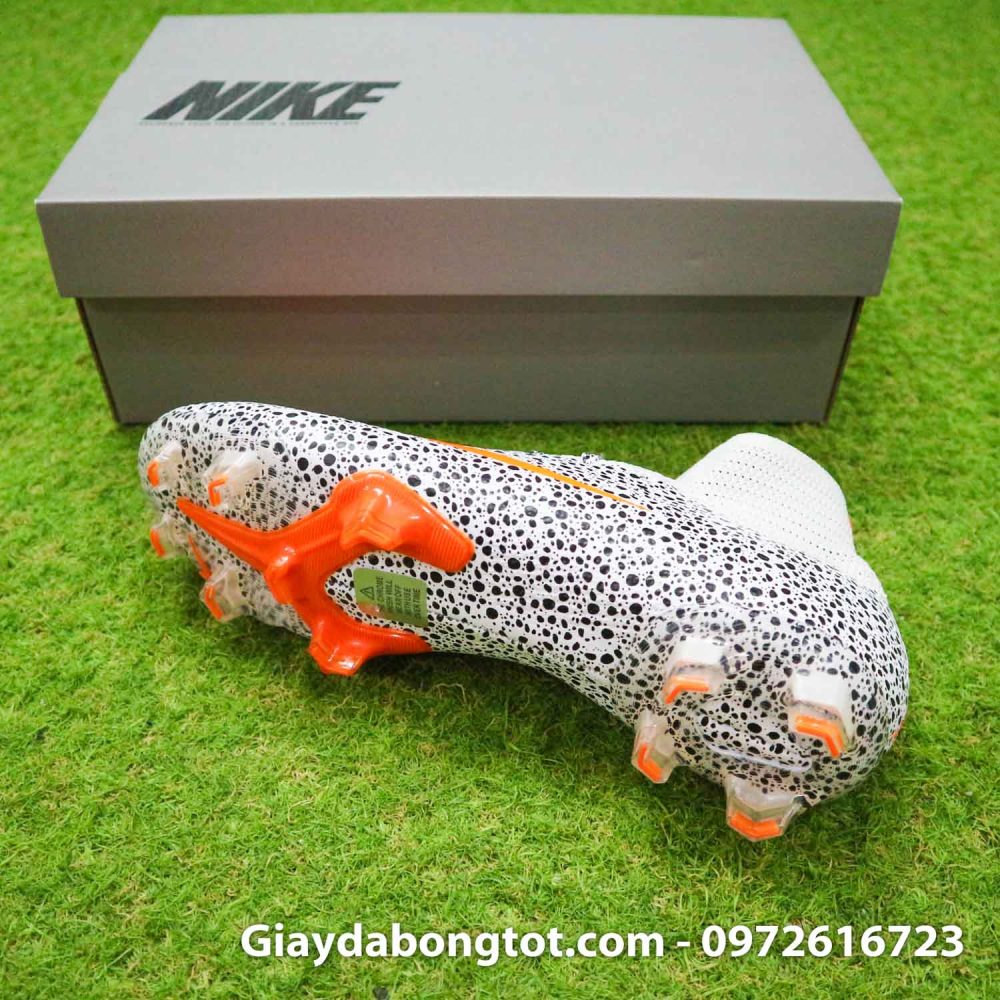 Giay bong da nike mercurial superfly 7 elite fg safari cr7 den trang (11)
