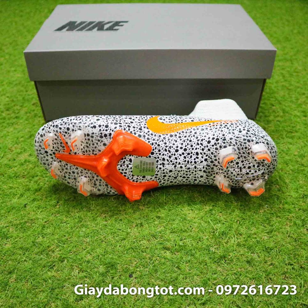 Giay bong da nike mercurial superfly 7 elite fg safari cr7 den trang (4)