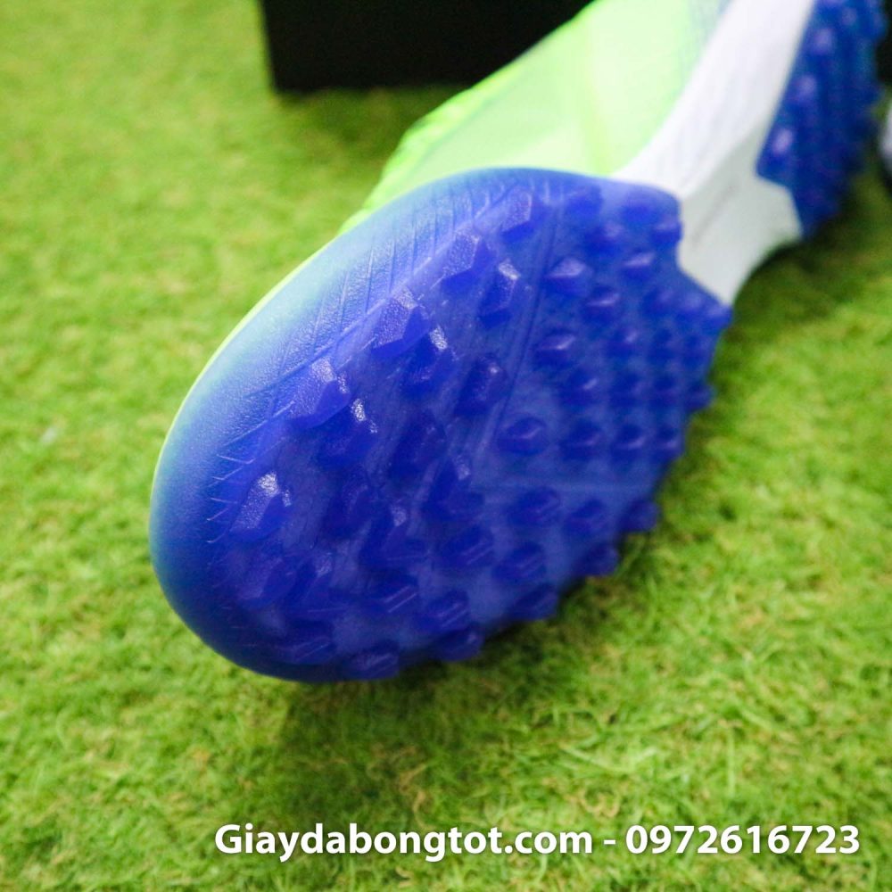 Giay da bong sieu nhe adidas x ghost.1 tf xanh chuoi vach den (7)