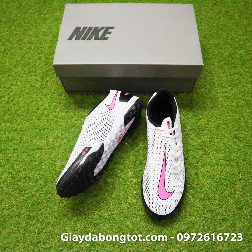 Giay bong da nike phantom gt academy tf trang den vach hong (5)