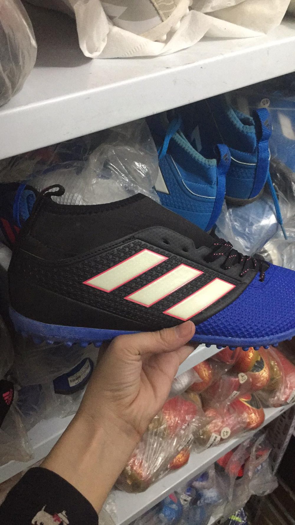 Adidas ACE 17.3 TF đen xanh dương đậm vạch trắng [SALE]