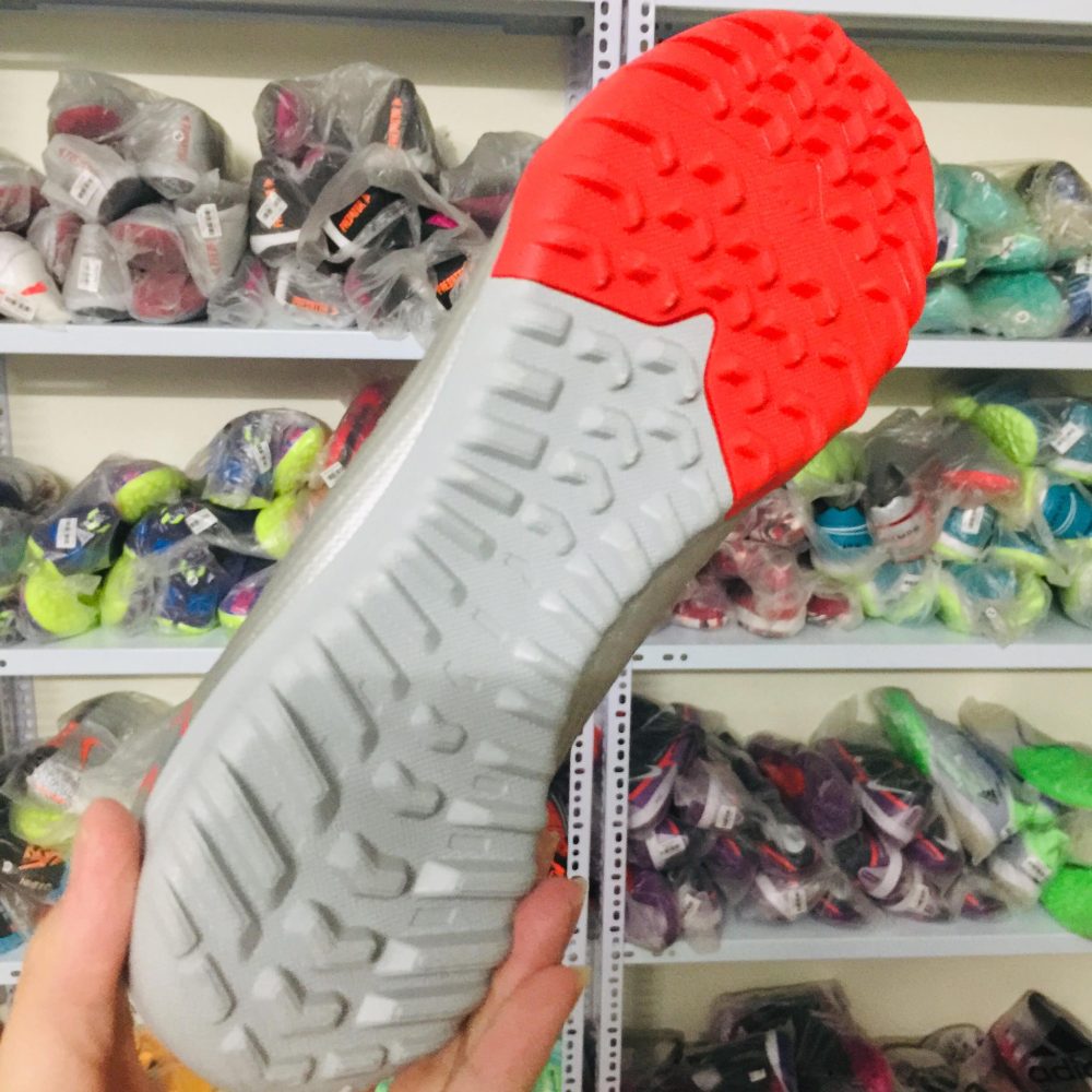 Nike Mer Vapor 12 Academy TF xám bạc vạch đỏ [SALE]