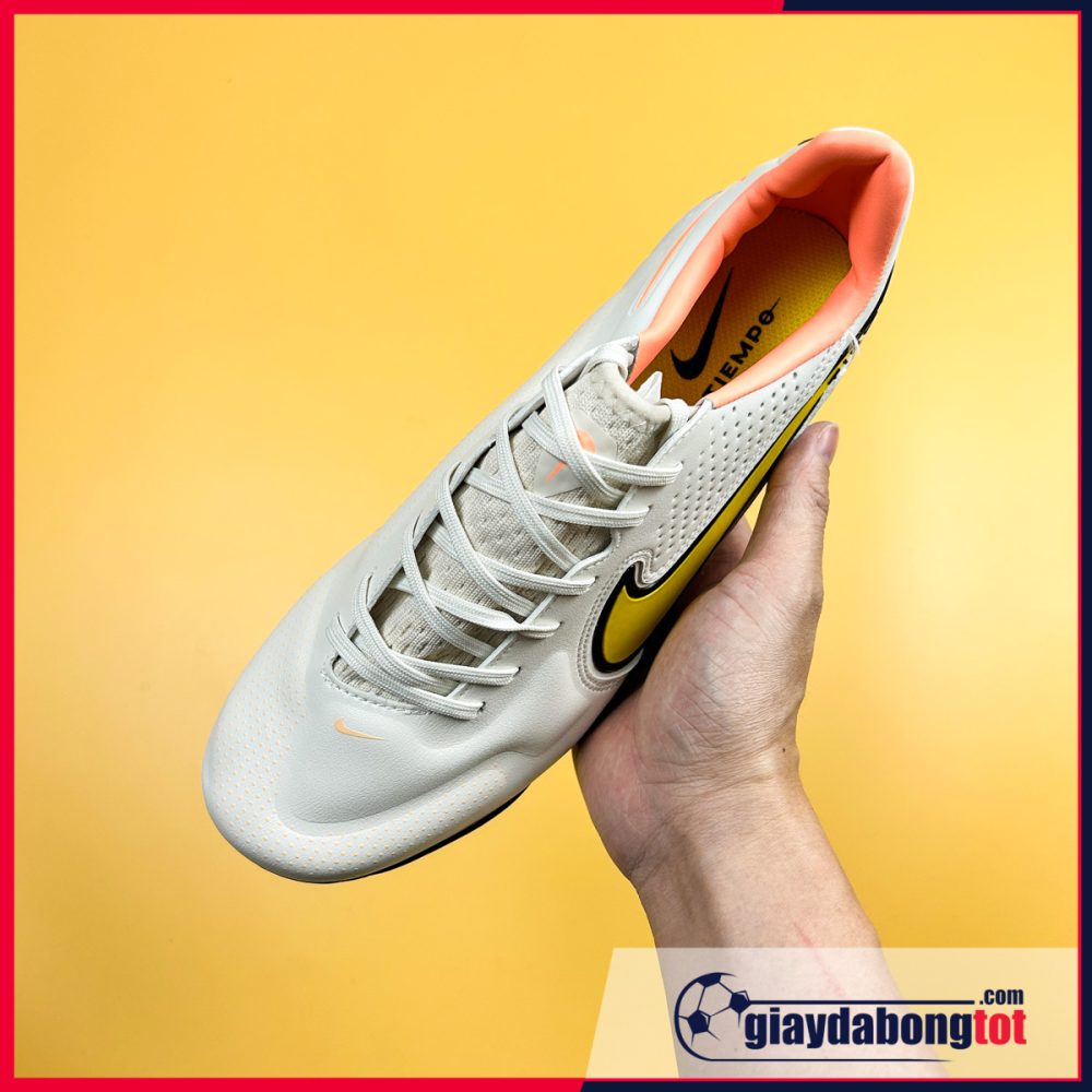 Nike Tiempo Legend 9 Pro TF Trắng ngà vạch vàng