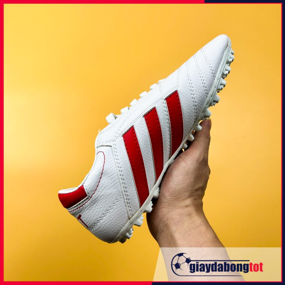 Giày Đá Banh 3 sọc GĐBT Trắng sọc đỏ