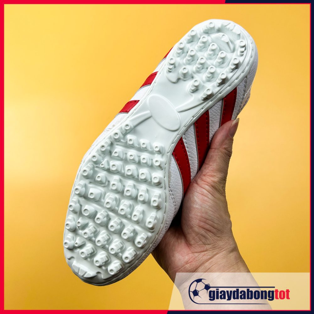 Giày Đá Banh 3 sọc GĐBT Trắng sọc đỏ