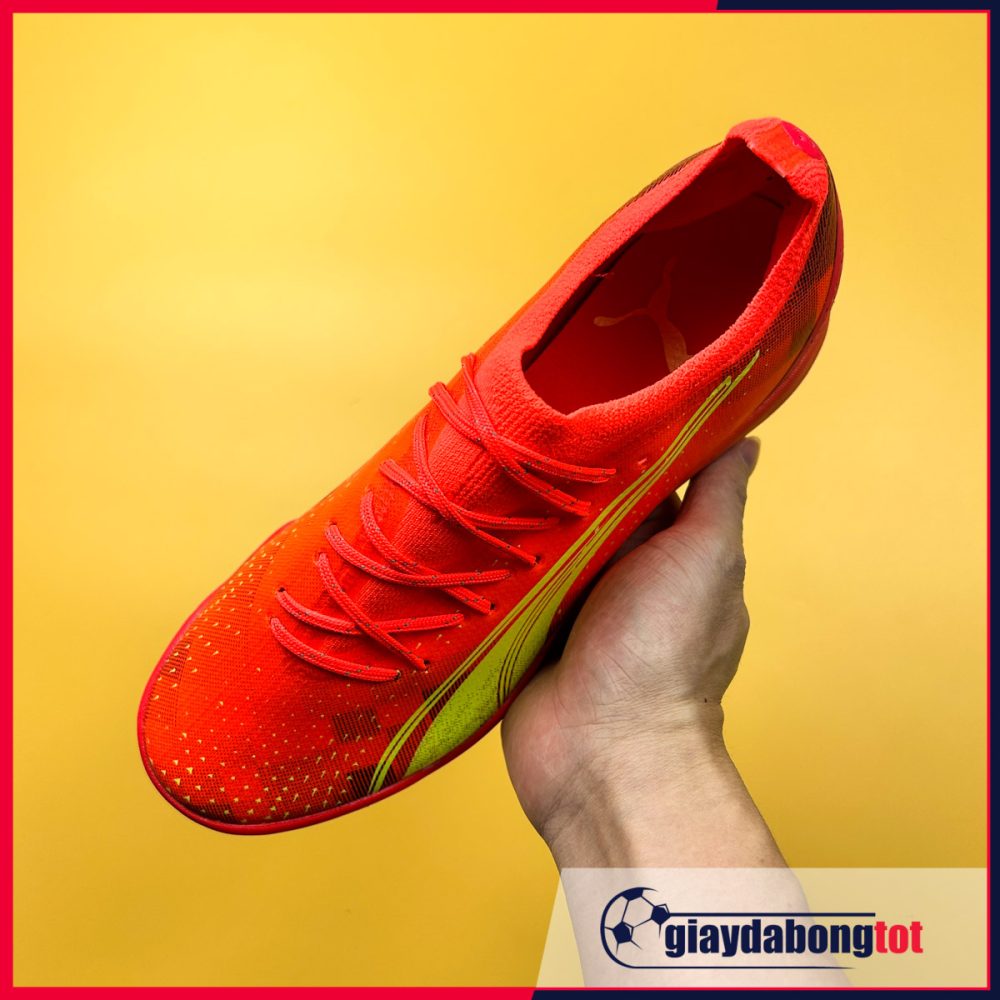 Giày bóng đá Puma Ultra Ultimate TF Đỏ vạch vàng