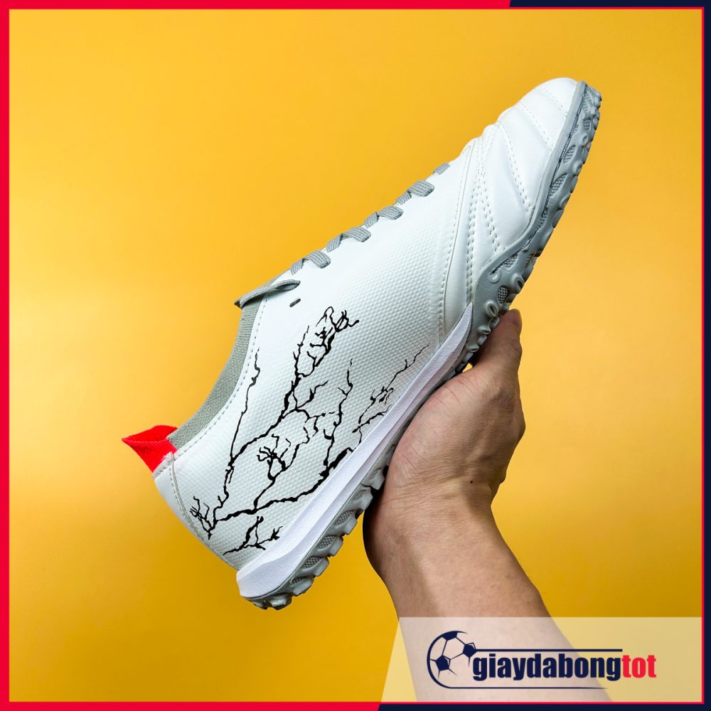 Giày Bóng Đá Wika Thunder TF Trắng vạch bạc