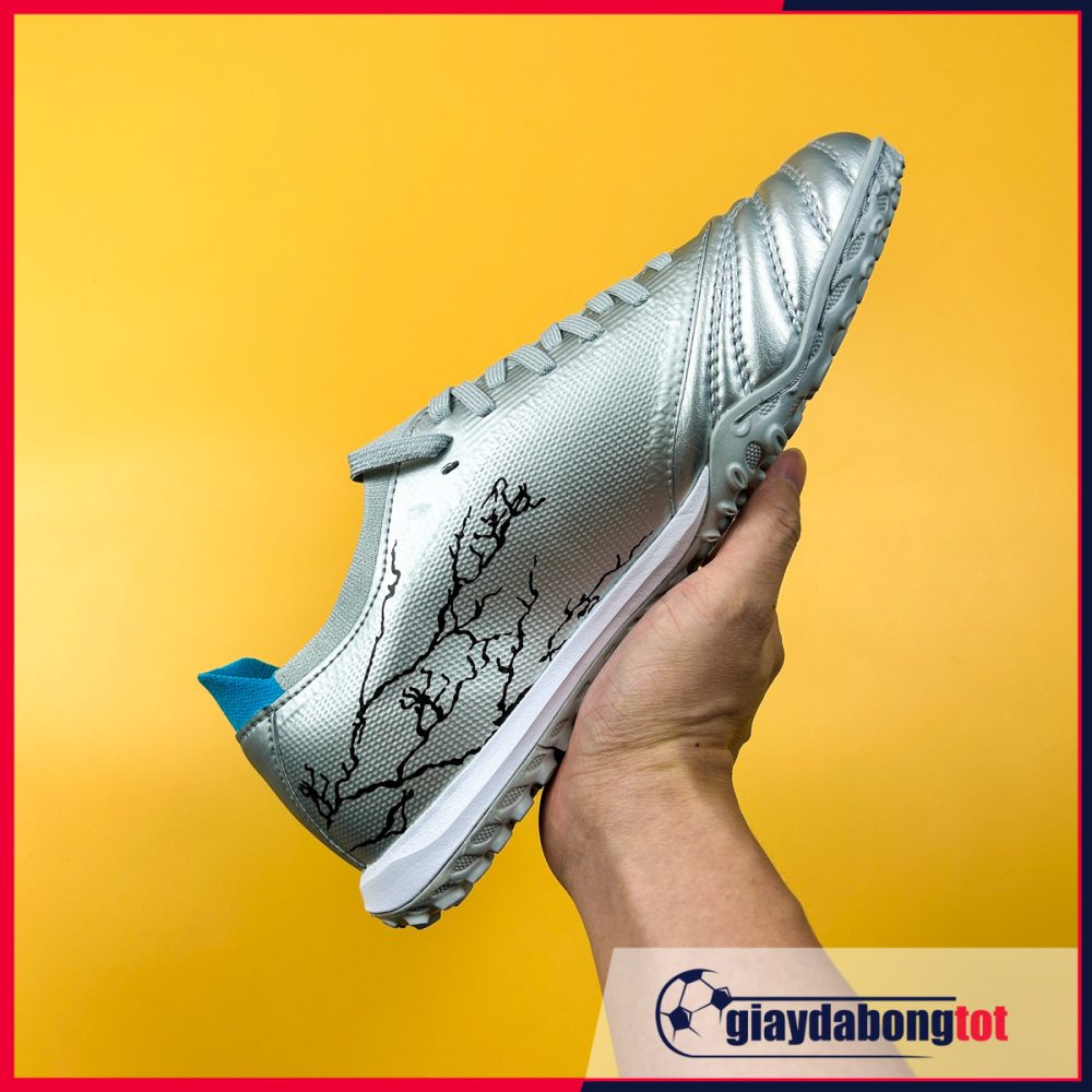 Giày Đá Bóng Wika Thunder TF Bạc vạch xanh